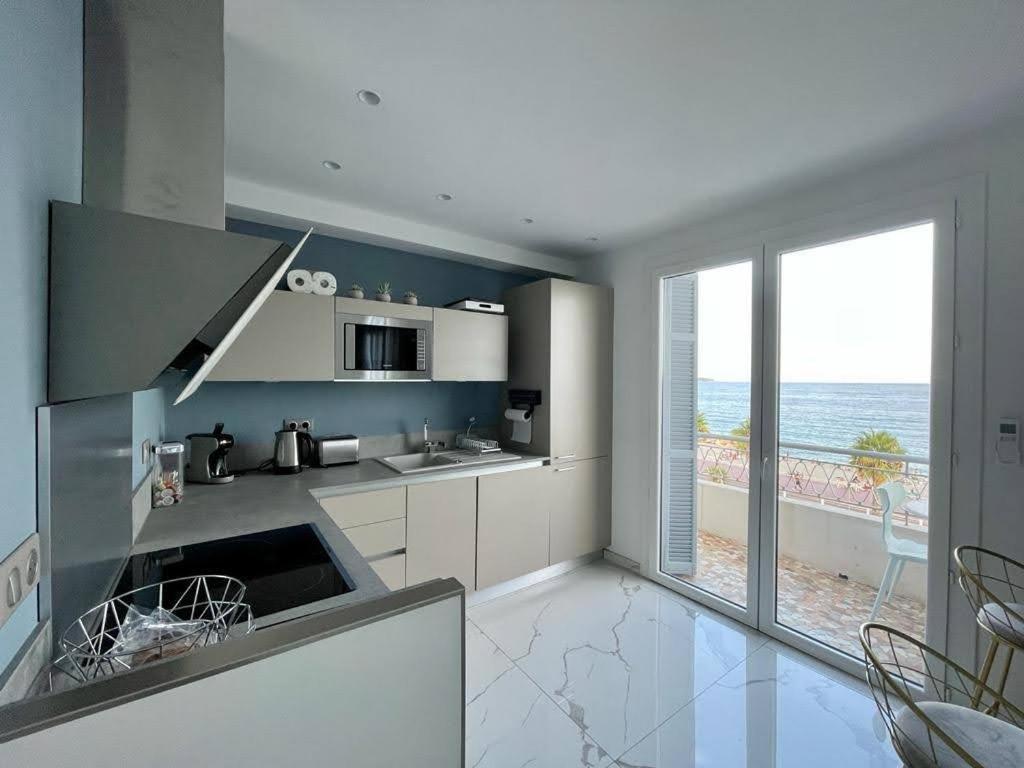 Beach Front, Superbe Appartement Pour 4 Personnes Nice Exterior photo