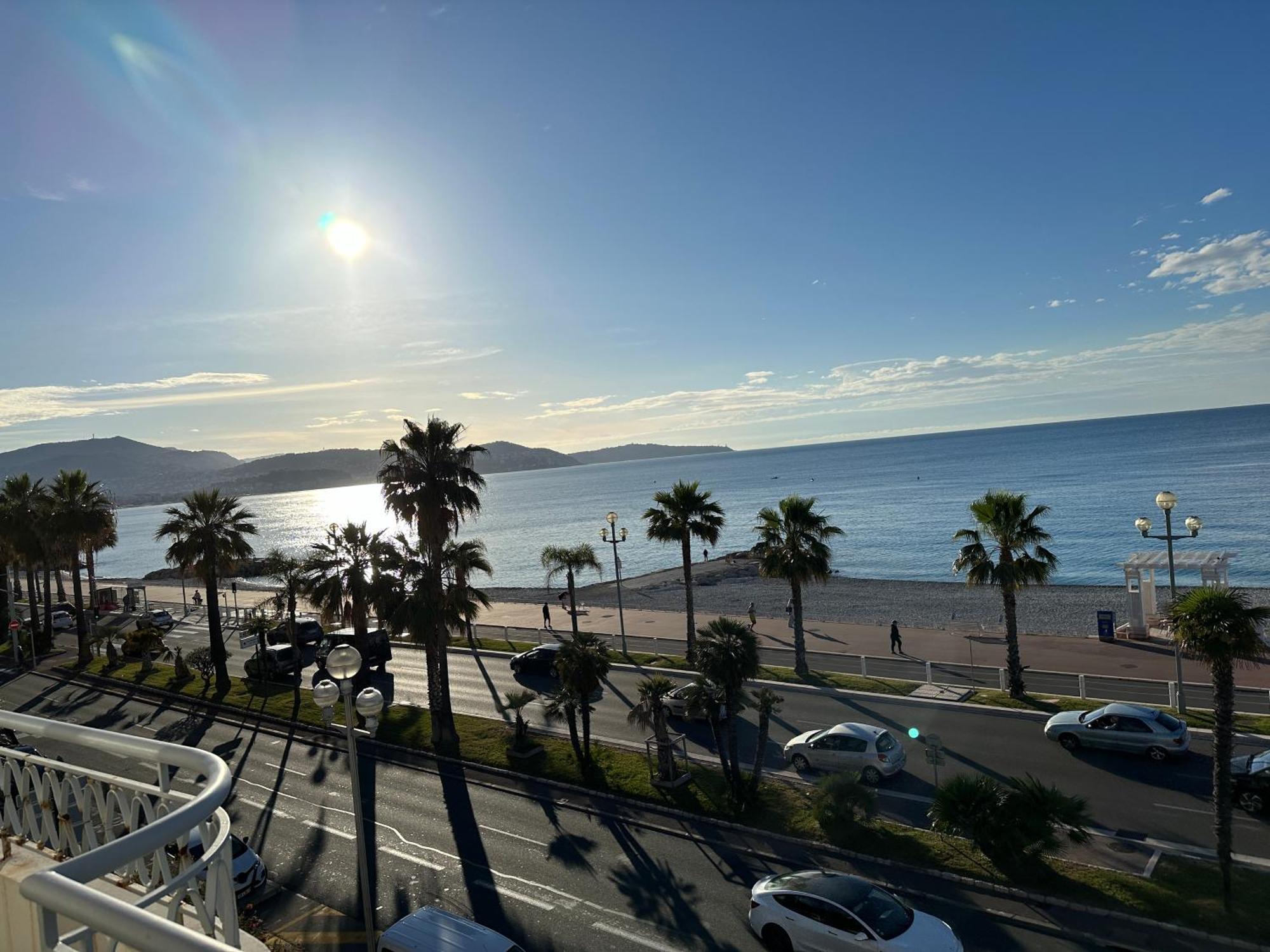 Beach Front, Superbe Appartement Pour 4 Personnes Nice Exterior photo