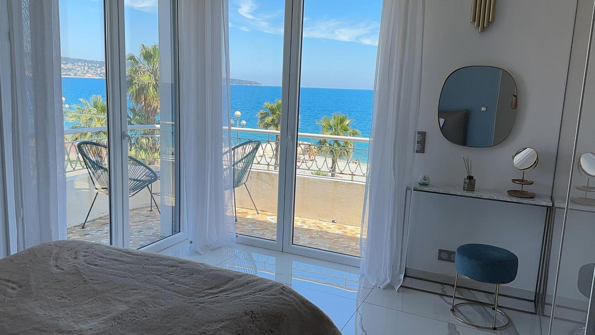 Beach Front, Superbe Appartement Pour 4 Personnes Nice Exterior photo